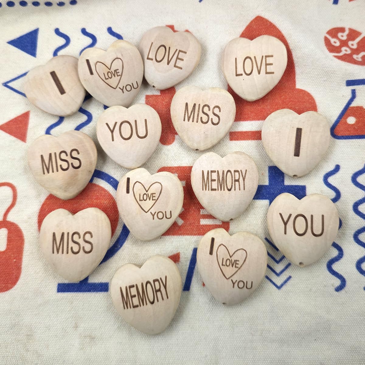 Drewniane koraliki w kształcie serca, 40 mm, z nadrukiem, laserowy nadruk 'I Love Miss You', drewniane koraliki w kształcie serca, do dekoracji walentynkowych, do samodzielnego barwienia i rękodzieła