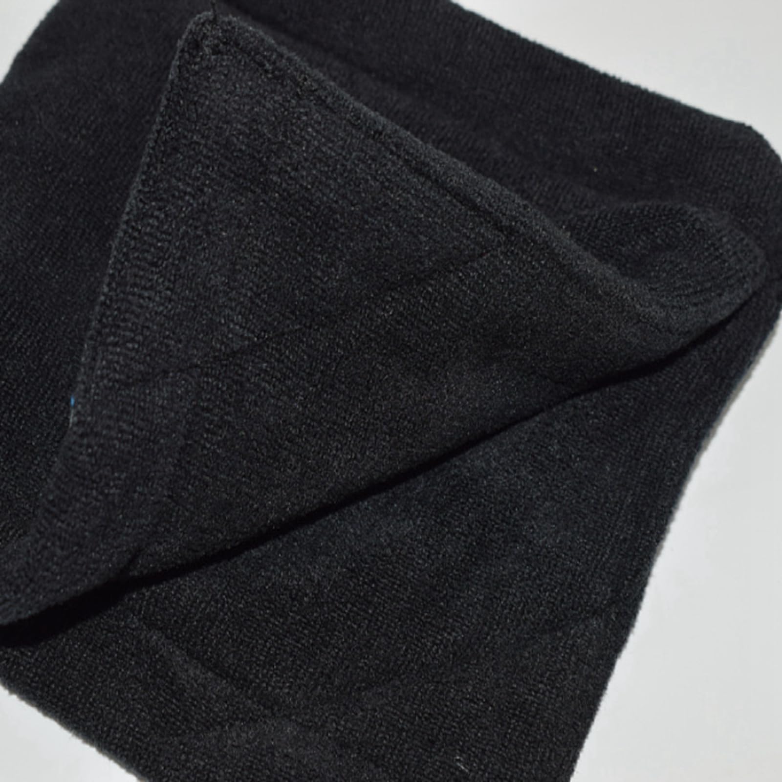 Eldtec Ręcznik do czyszczenia piłek golfowych, 2 szt. ręcznik golfowy z mikrofibry dla płazów na mokro i sucho z karabińczykiem, 14 x 14 cm, czarny i szary