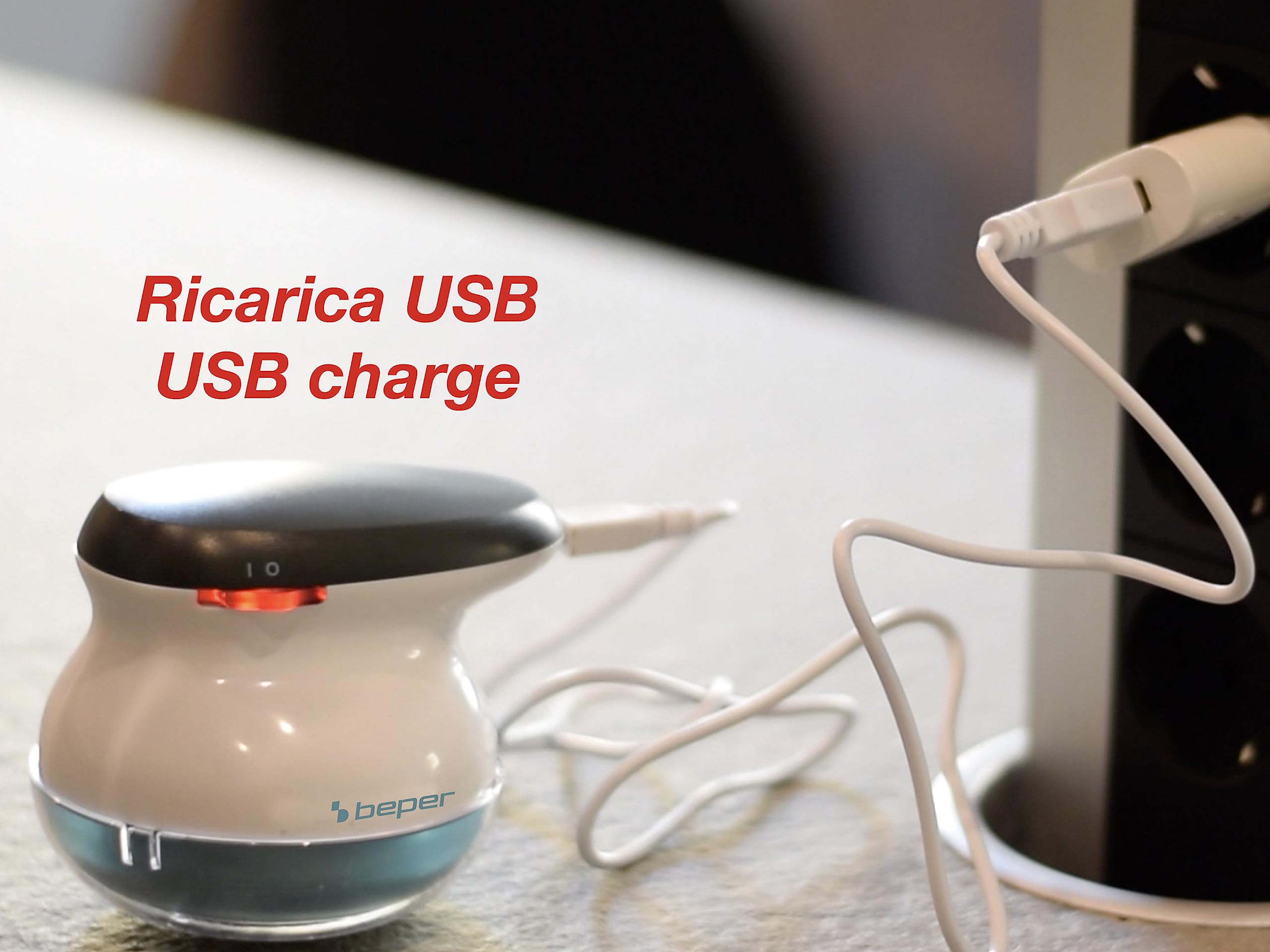 Beper 50.245 USB golarka do włosów, wysoka autonomia do 40 minut, usuwa kłaczki i kłaczki, ze stalowymi ostrzami, mocna i bezpieczna, stal, biała, ottanium
