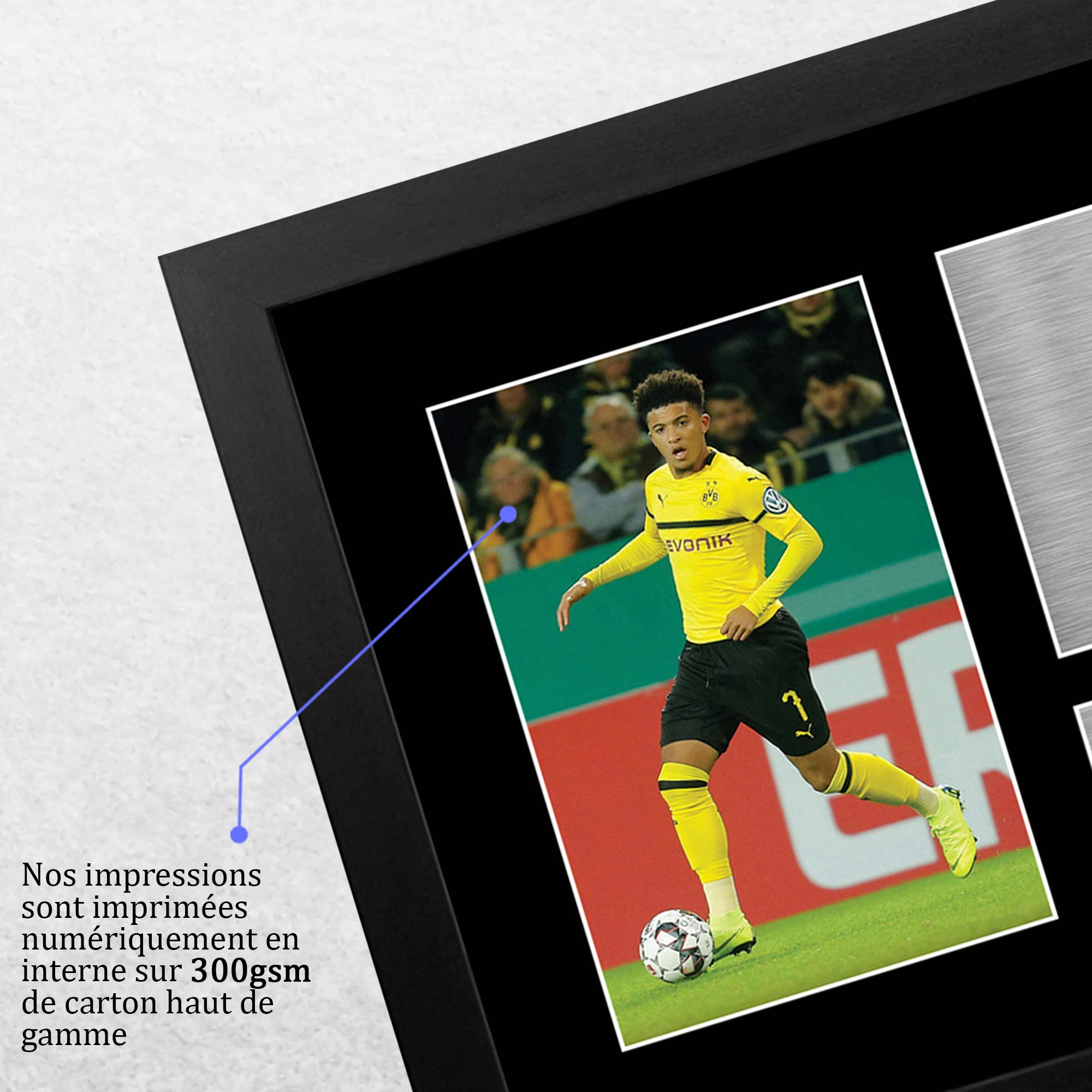 HWC Trading FR A3 Jadon Sancho Exhibición Firmada De La Fotografía Del Autógrafo De Los Recuerdos Impresos Para Los Aficionados Y Los Partidarios Del