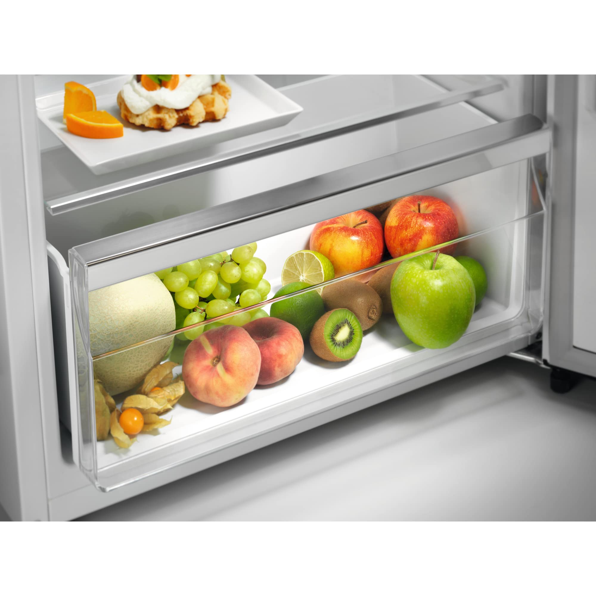 Electrolux LTB1AE24W0 - Frigorifero Congelatore 206 L ColdSense con Sensori Temperatura, LowFrost Meno Ghiaccio, FastFreeze Congelamento Rapido, Comandi Elettronici, 1485x580x567 mm, Classe E, Bianco