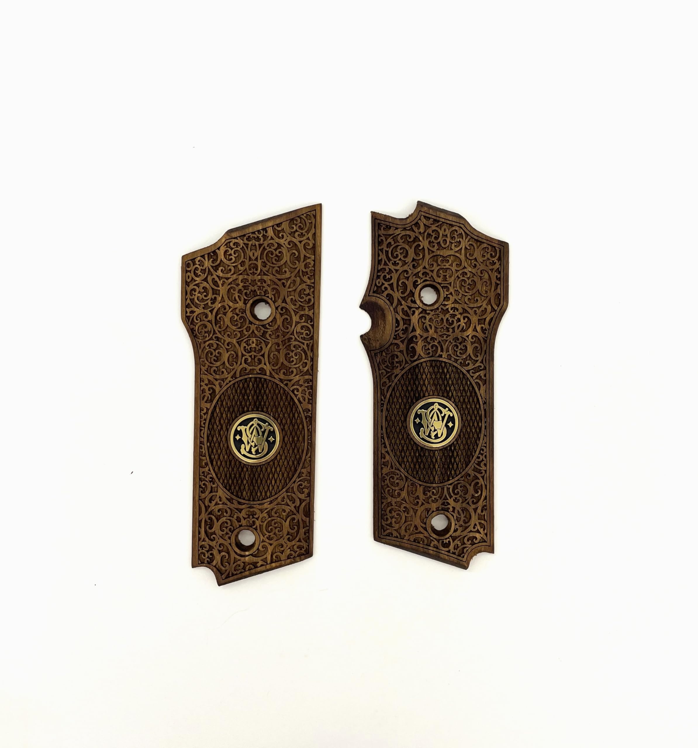 s＆wのアメリカ製のグリップ Smith & Wesson Grips S&W K, L-Frame Square Butt Checkered