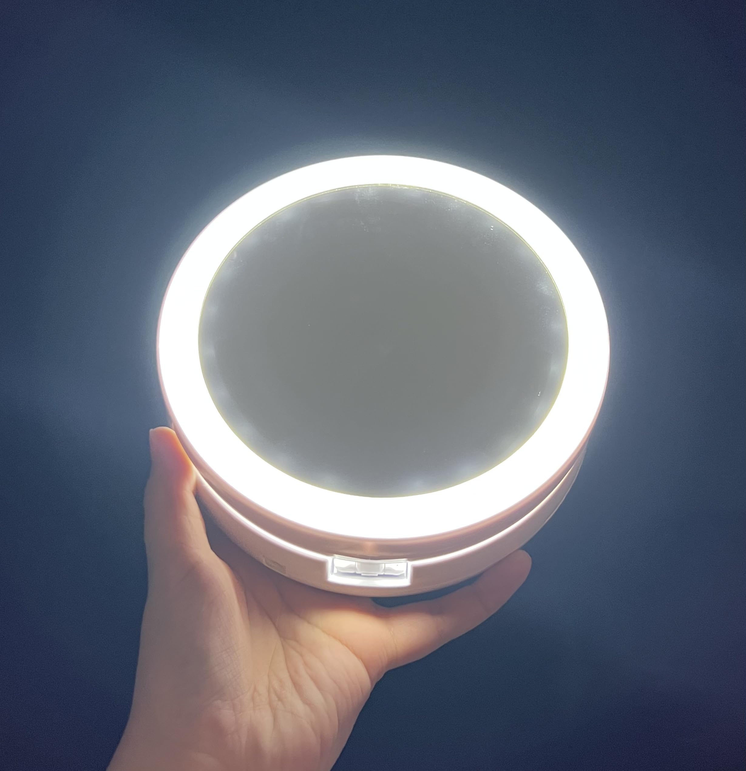Specchio cosmetico da scrivania da 15,2 cm, con ingrandimento 10X/1X, con illuminazione a LED, con pulsante di controllo, specchio pieghevole, facile da trasportare, ricaricabile tramite