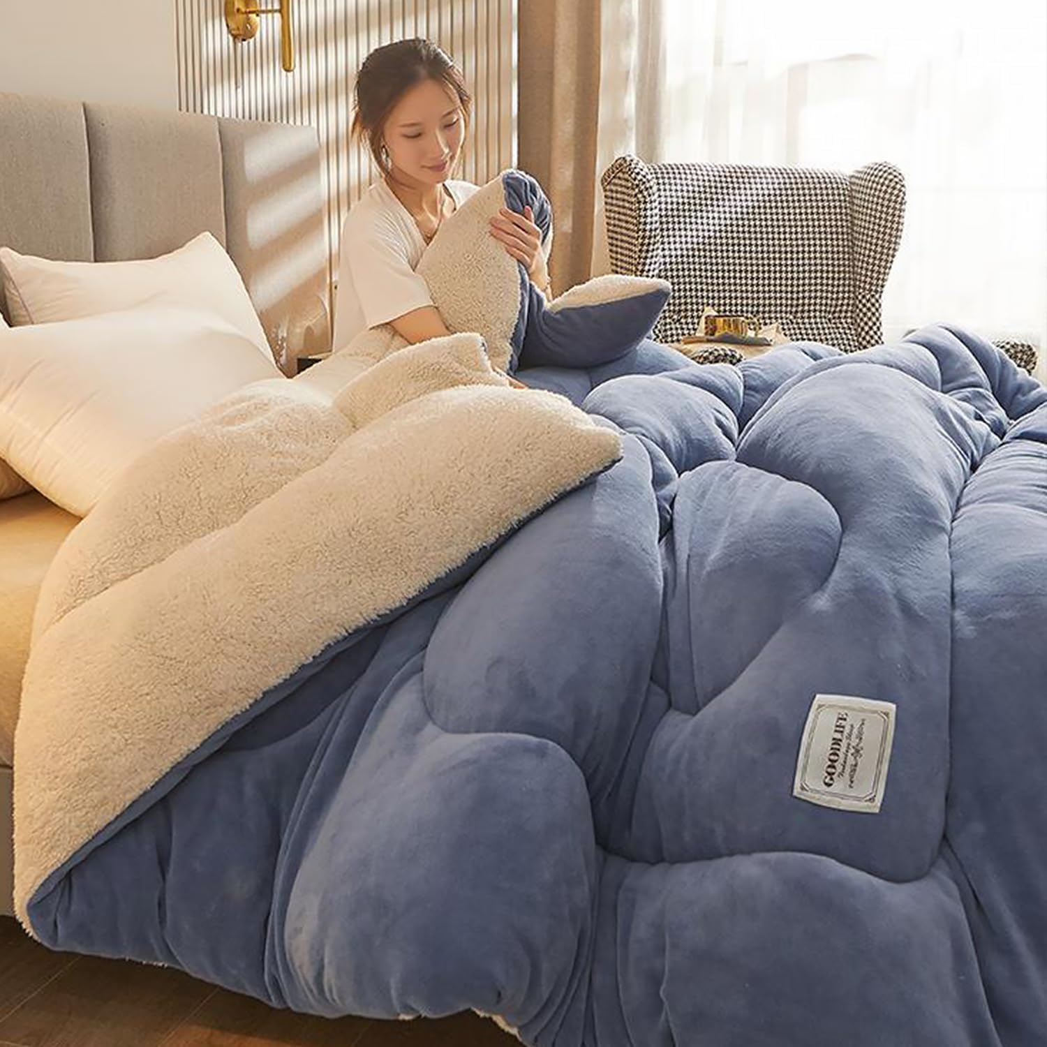 ​​Fluffy Winter Quilt Queen Size - Thick Comforter with Cashmere-Like Feel, Heavy Warm Bedding for Cold Weather, Oversized All-Season Duvet Insert, Cozy Plush Blanket for Home Use​(Gray,60*80 in/3KG)