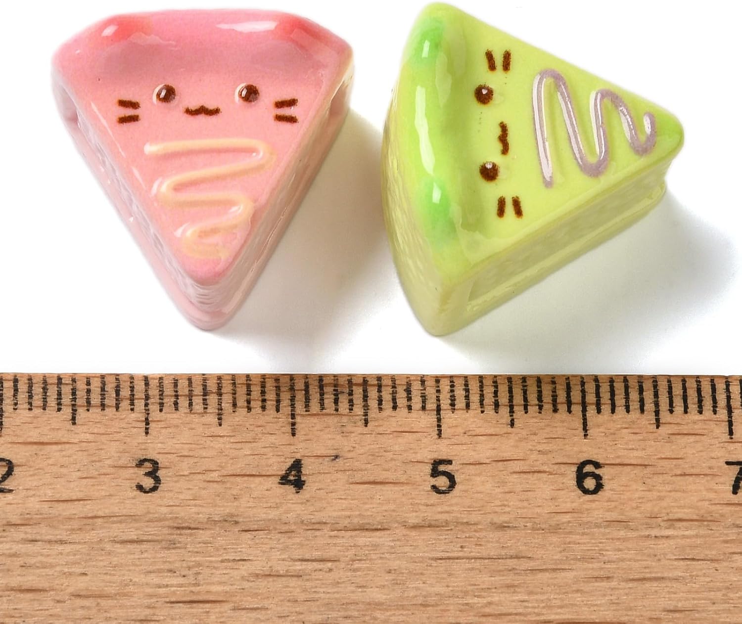 LiQunSweet 100 pcs Mixed Colors Cheese Cake Resin Cabochons Sweet Dessert Food Shaped No Hole Beads for DIY Jewelry Making Scrapbooking Embellishment Shoes Bags