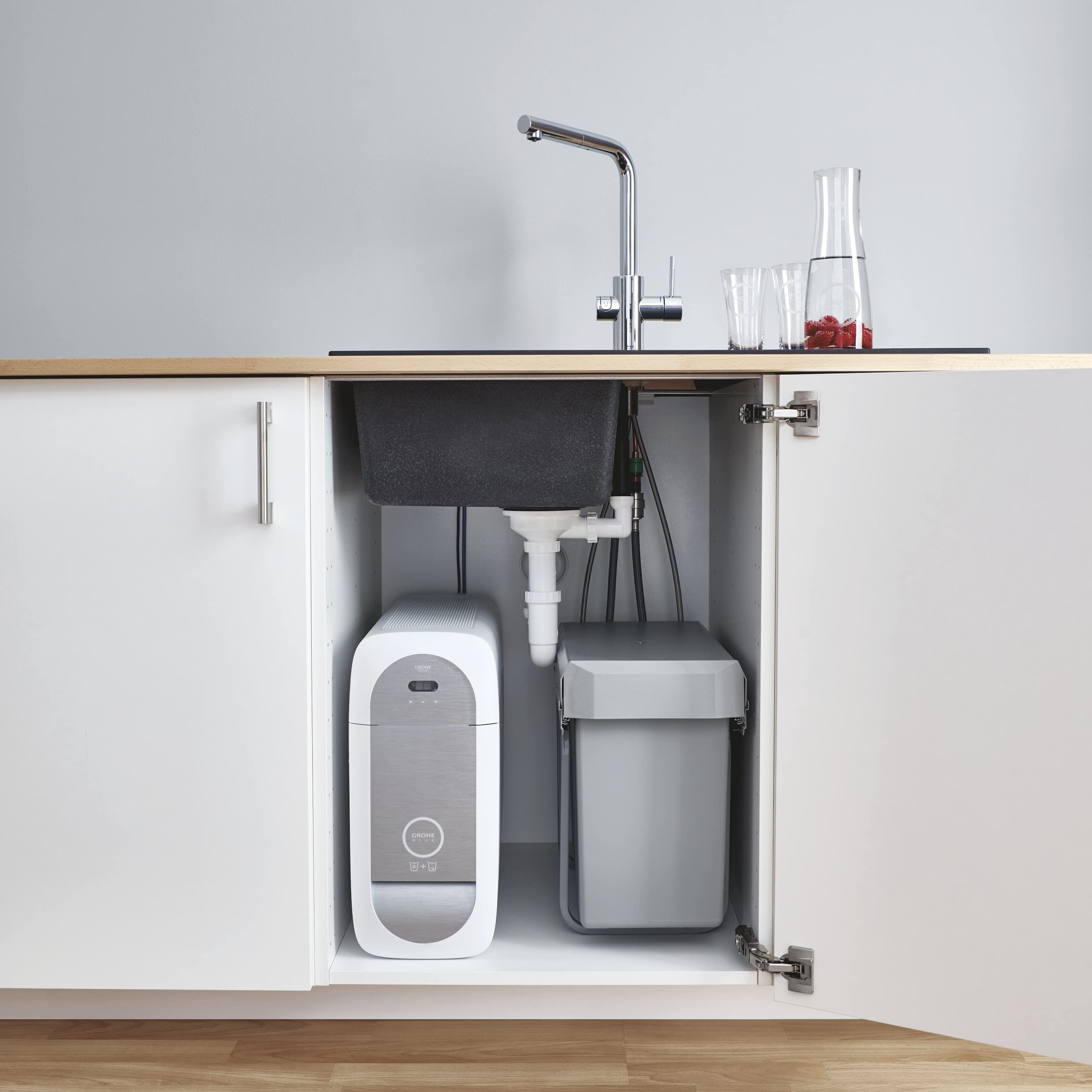 GROHE Robinet de cuisine évier Blue Home, système de filtration, gazéification et refroidissement, mousseur extractible, bec en forme de L, chromé, 31927001 (Import Allemagne)
