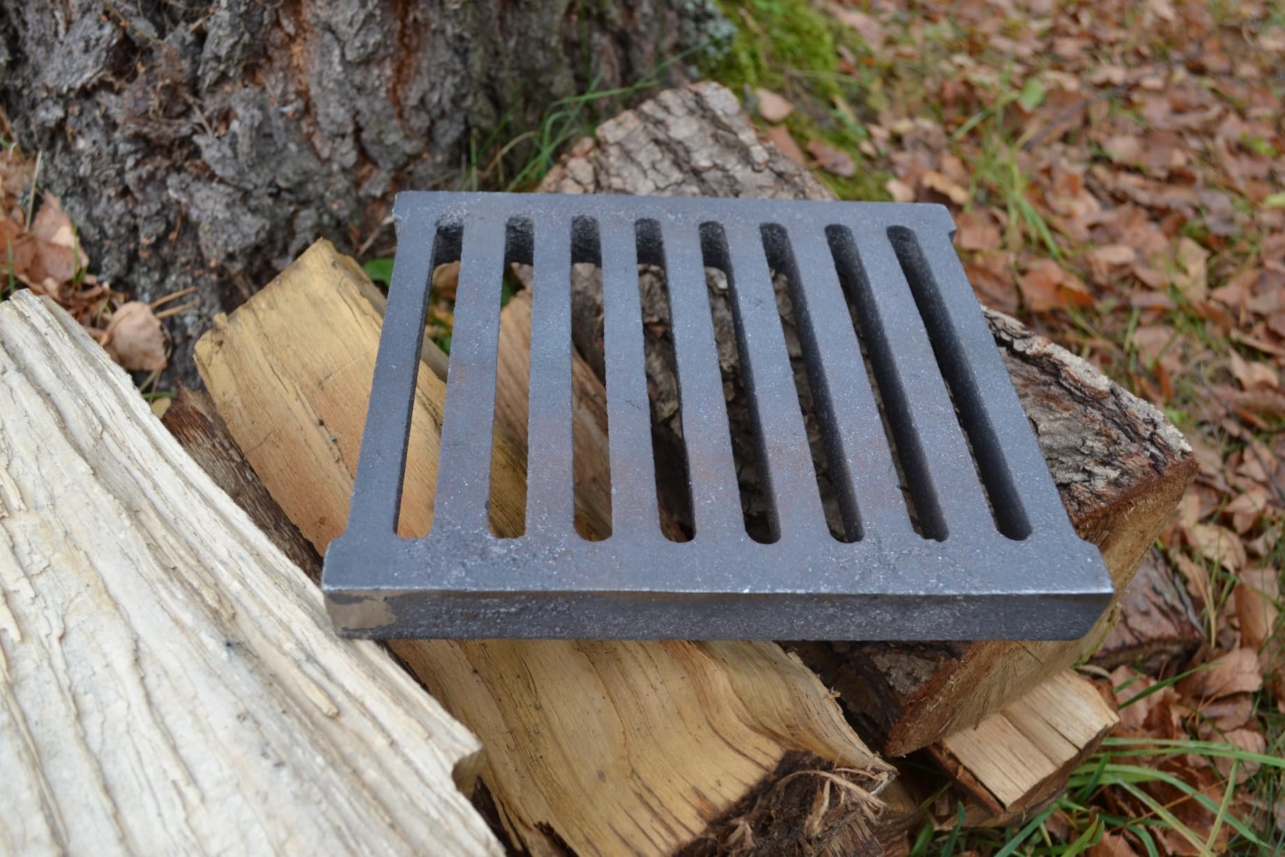 SEZAM 22 x 23 cm (22 x 22,8), robusta e massiccia, griglia per forno, griglia per ceneri in ghisa, diversi diametri, griglia per camino, griglia per stufa, griglia per forno, griglia per braciere