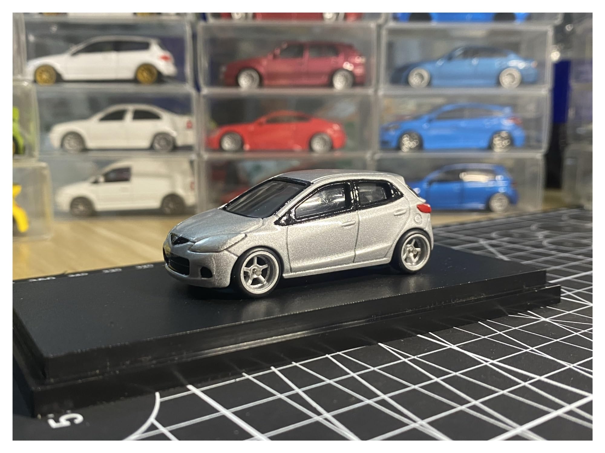 Auto In Miniatura Decorazione In Metallo Per Auto Giocattolo In Lega Pressofusa Della Serie Mazda 2 Da Collezione Scala 1 64 Per La Casa