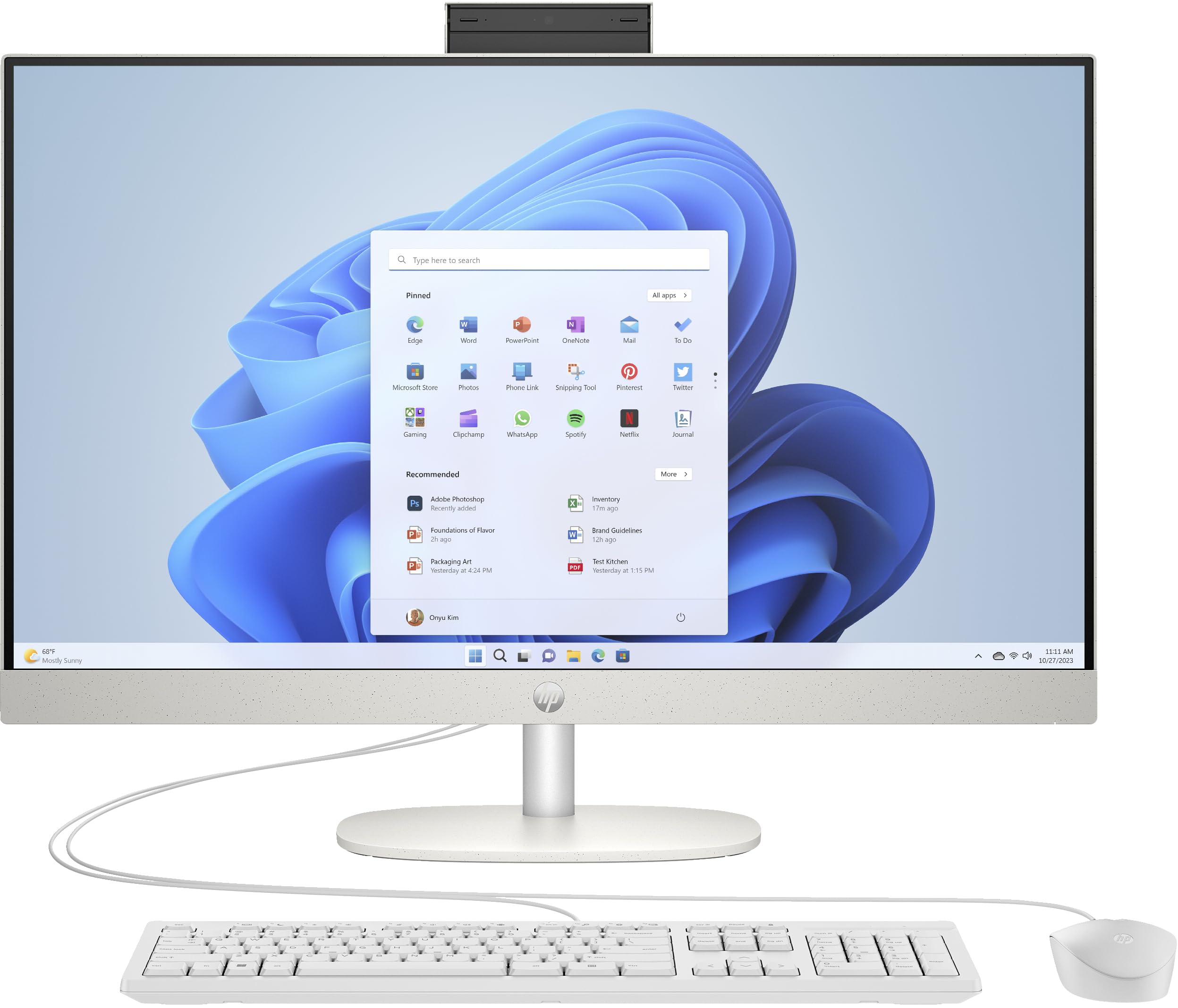 HP All-in-One PC, 69 cm Display, IPS-Panel, Full HD, AMD Ryzen 5 Prozessor, Modell 7520U, Kerne 4, 2 (A07U8EA#ABD)