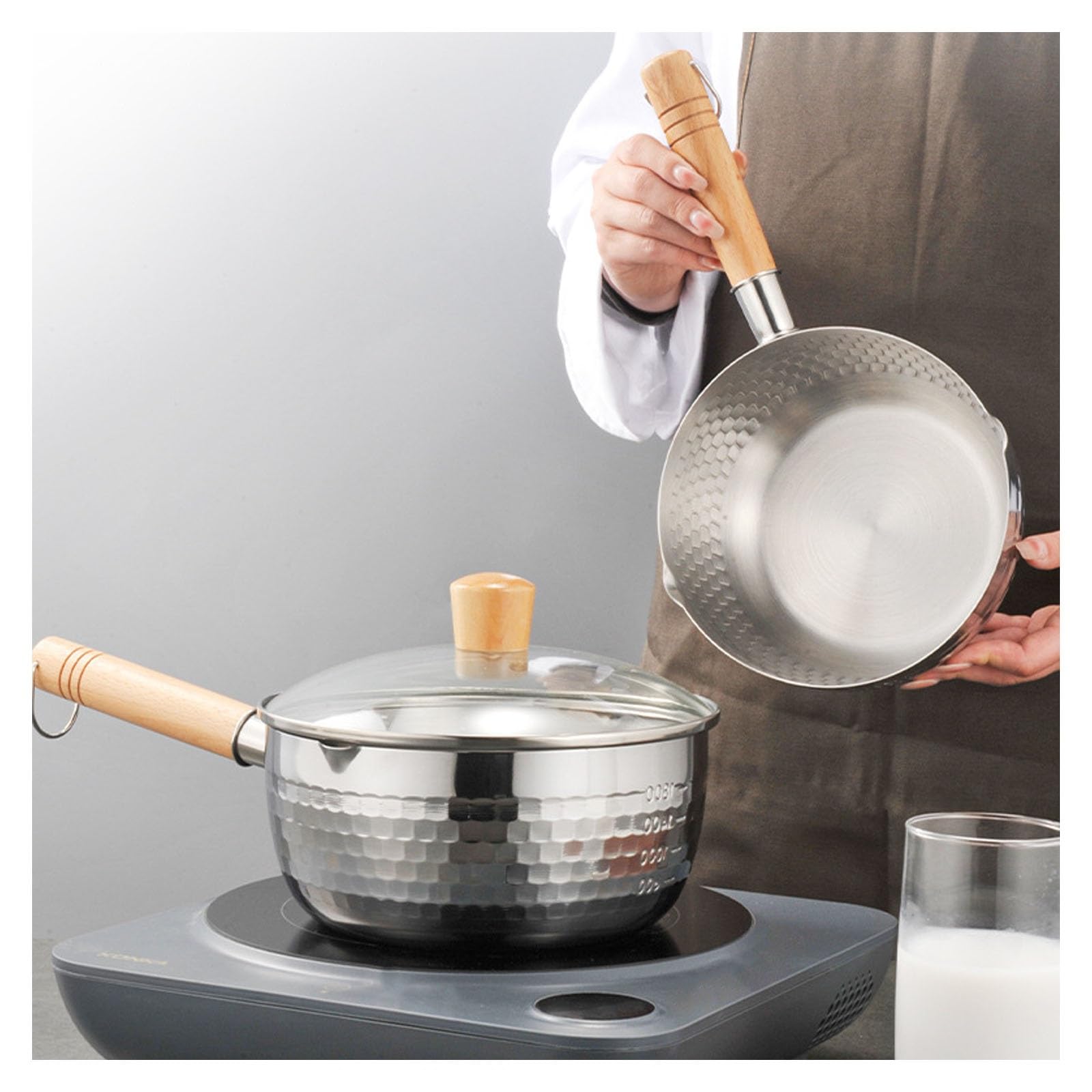 Japanischer Kochtopf, Multifunktionaler Milchtopf aus Edelstahl mit Holzgriff, Traditionelle Schneepfanne für Nudeln und Suppen, inklusive Messskala