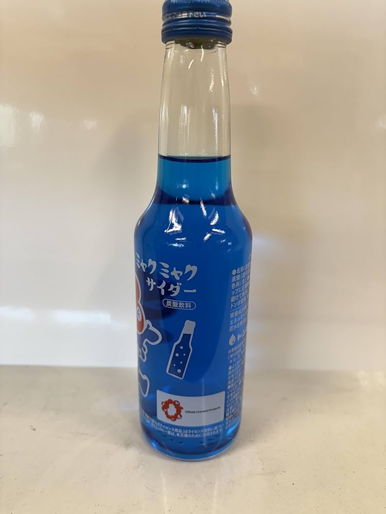 ミャクミャク　サイダー20本 Amazon.co.jp: ミャクミャクサイダー 240㎖×20本 : 食品・飲料・お酒