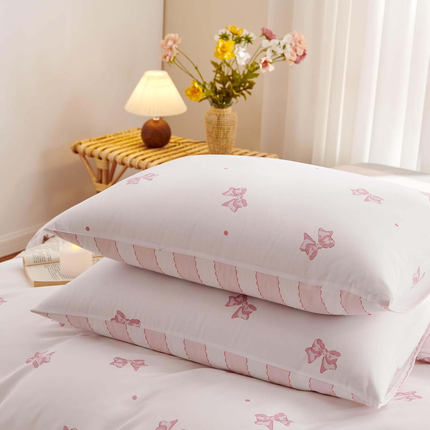 Full Size Duvet Cover Pink Bowknot on Side A, White & Pink Vertical Stripes on Side B, Comforter Cover Soft & Lightweight Microfiber Quilt Cover with Zipper Closure and 2 Pillowcases