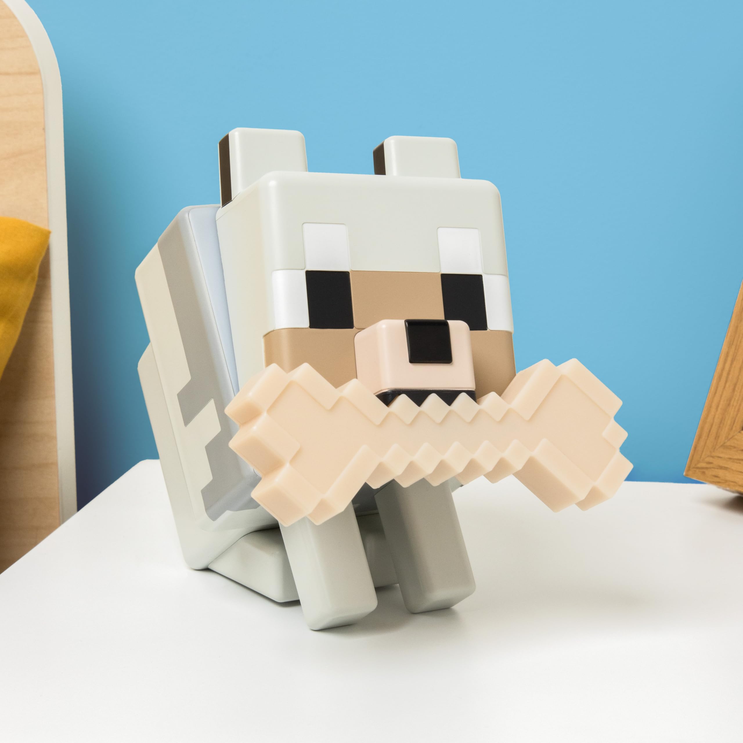 Paladone - GloBuddies Lámpara LED de noche con luz que cambia de color en 3D de Wolf con licencia oficial de Minecraft, toca para cambiar de color, merchandising de gaming, funciona con pilas