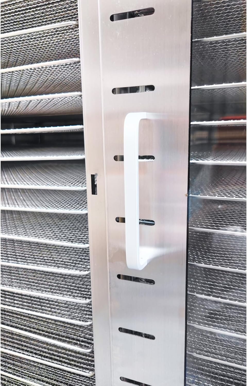 88 Layer Four Doors Vertical Food Dehydrator Dryer Machine with Four Separate Spaces for Air-Drying Fruits Vegetables Tea Meat Shrimps and Herb Medicines 220V