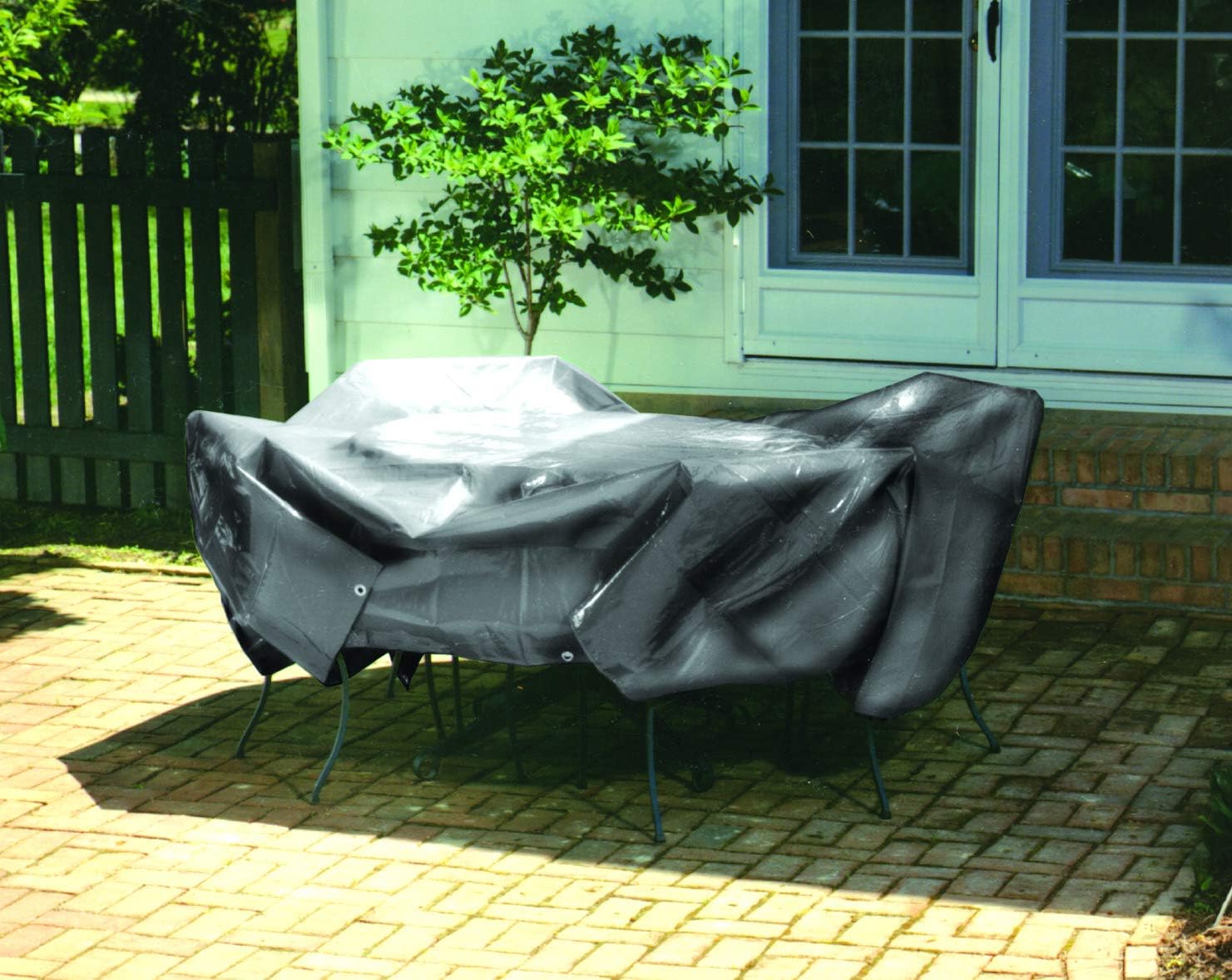 DeWitt 6 oz UV Resistant Sunshield Tarp, 6' x 8', Silver/Black