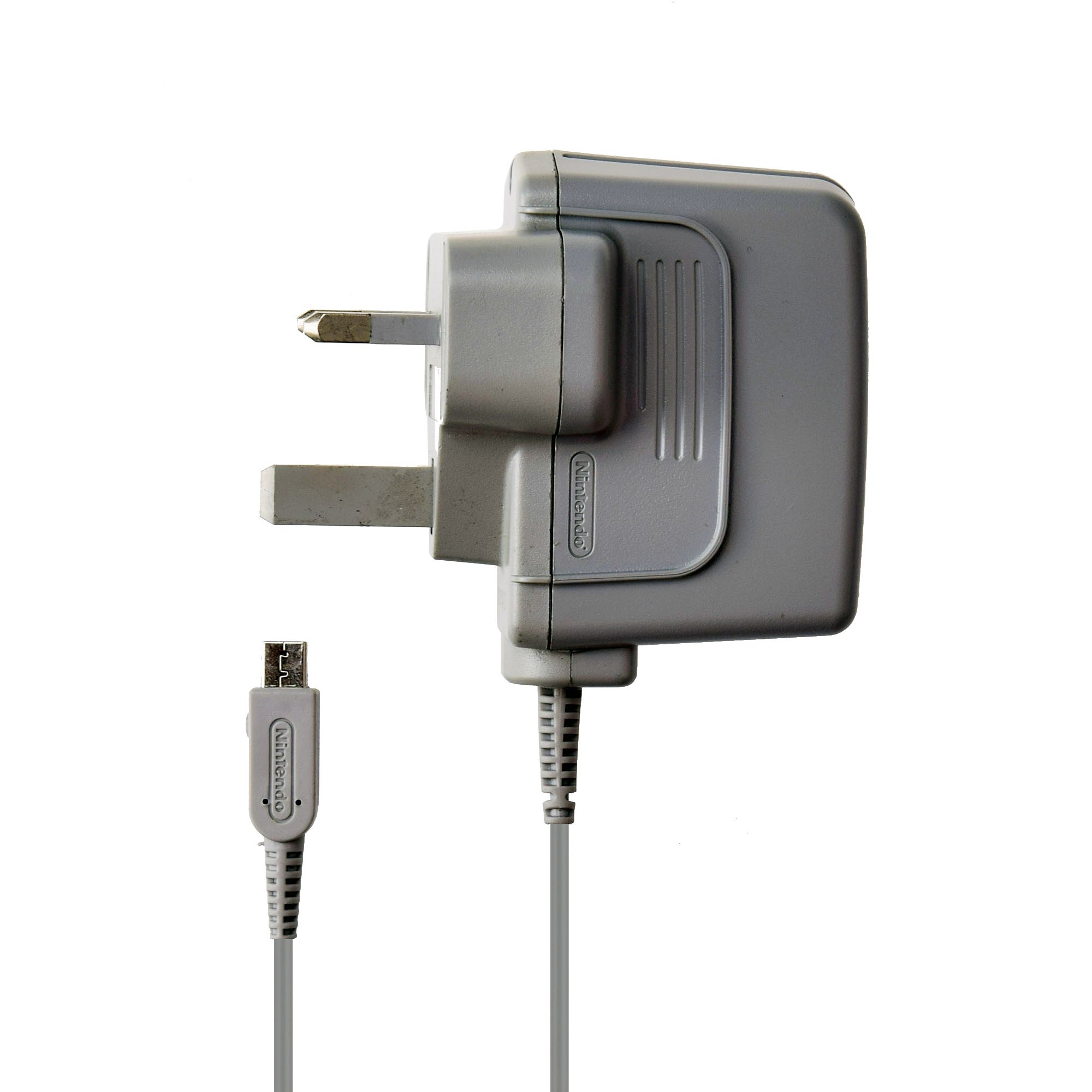 Nintendo 3DS Power Adapter 220V - 3 pin plug - Bulk packing