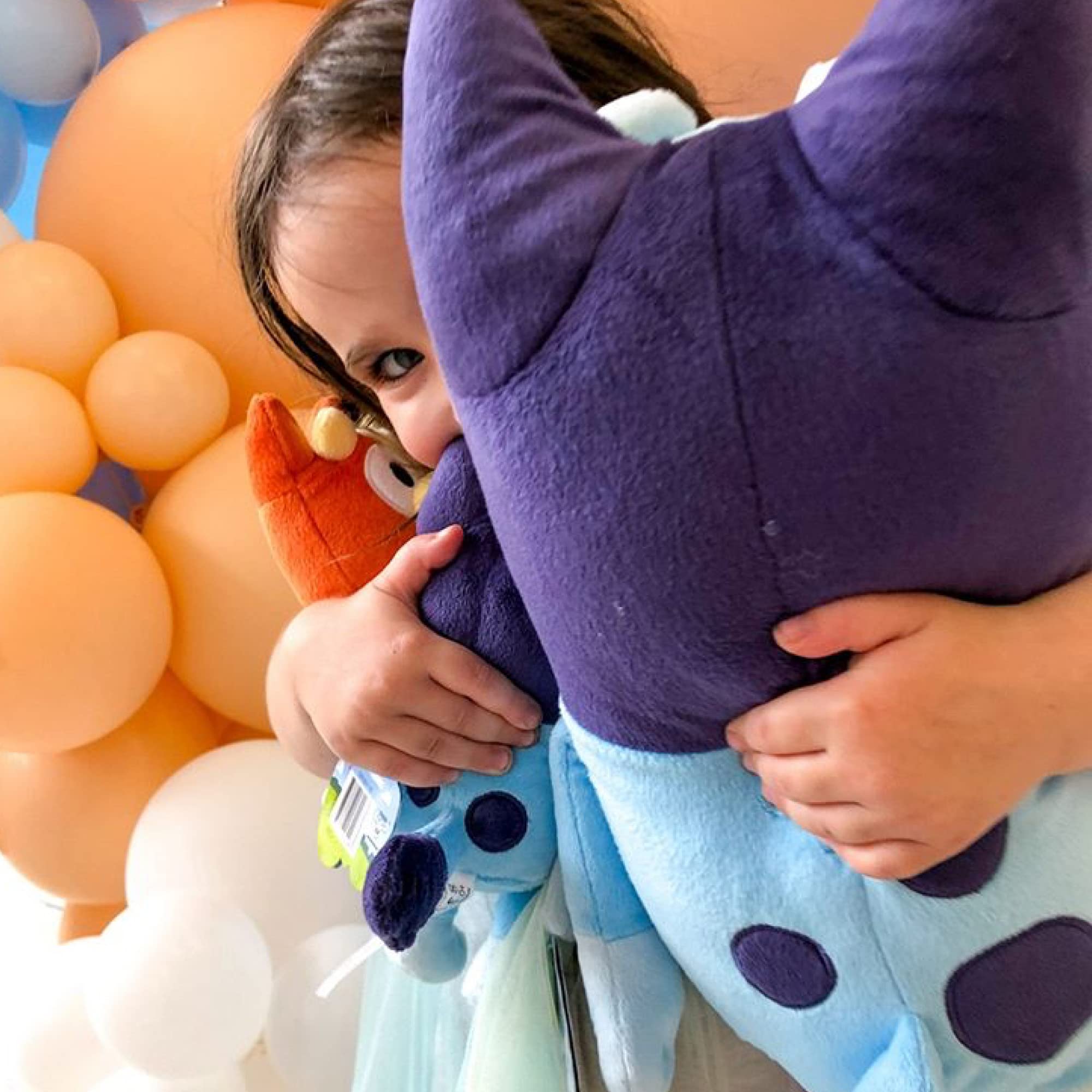 Bluey – Big Plush, Peluche del Perrito 80 centímetros, de Color Azul, Producto Oficial de la Serie Infantil de Dibujos, Suave y blandito para abrazar, niños y niñas +0 años, Famosa (BLY37000)