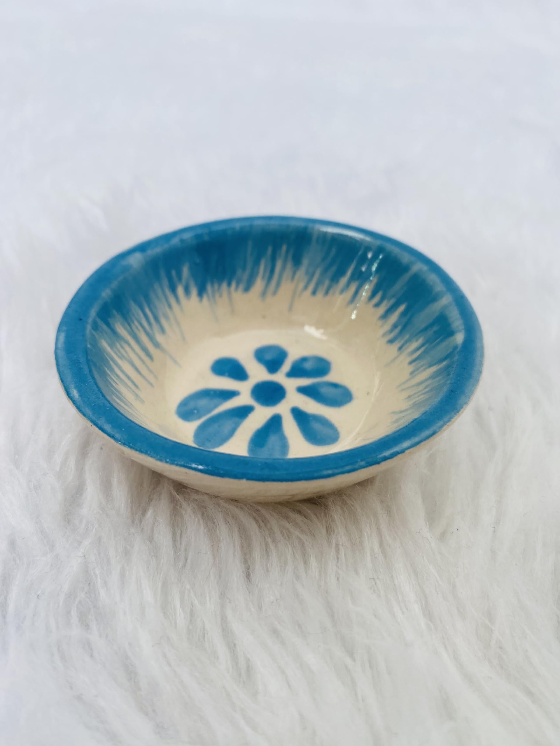 1 oz - 30 ml/Mini Sauce boat made of glazed clay handmade painted/mini salsera hecha de barro vidriado pintado a mano/Units: 1