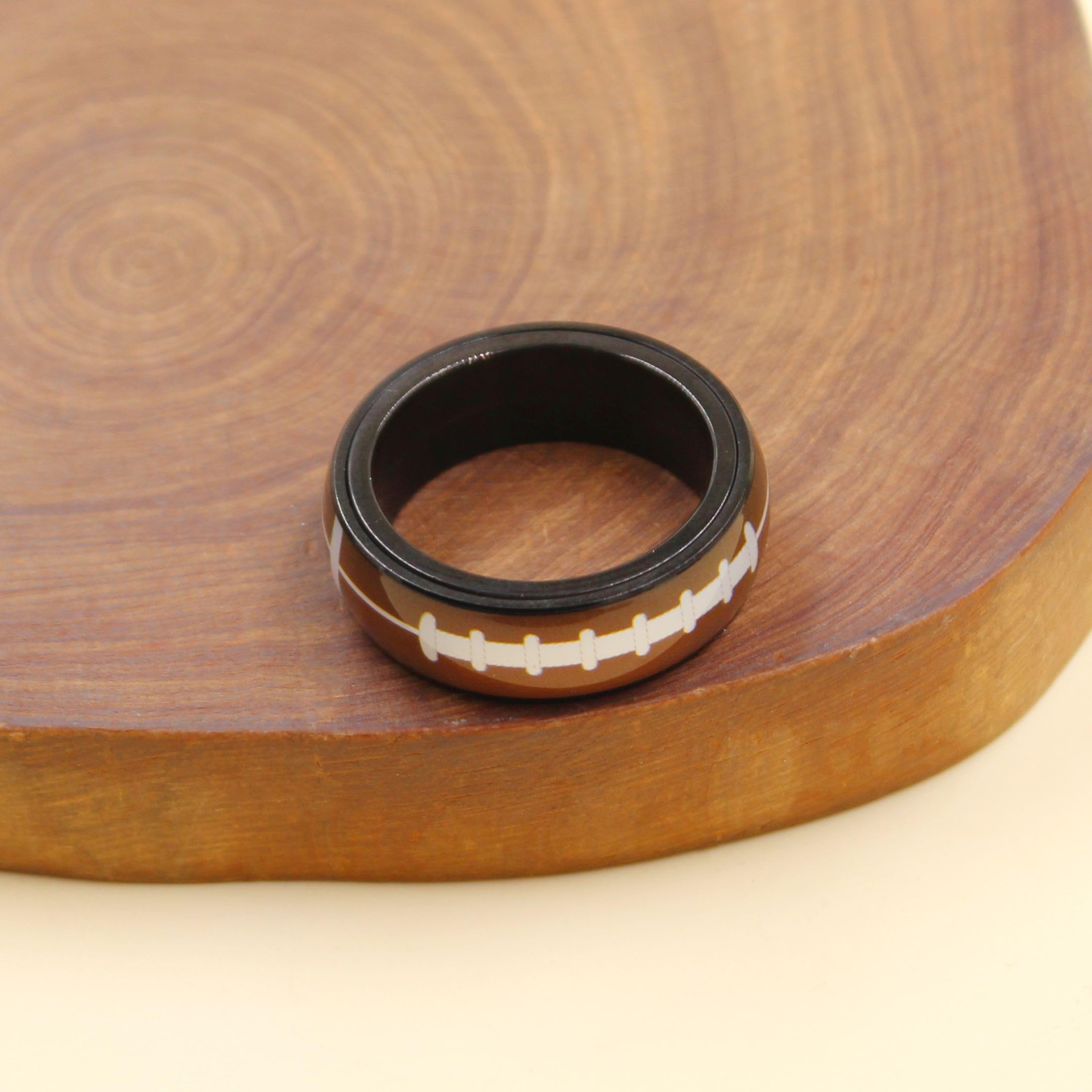 Anillo de Fútbol Americano Marrón de Acero Inoxidable para Hombre - Anillo Antiestrés Deportivo Tamaño R1/2
