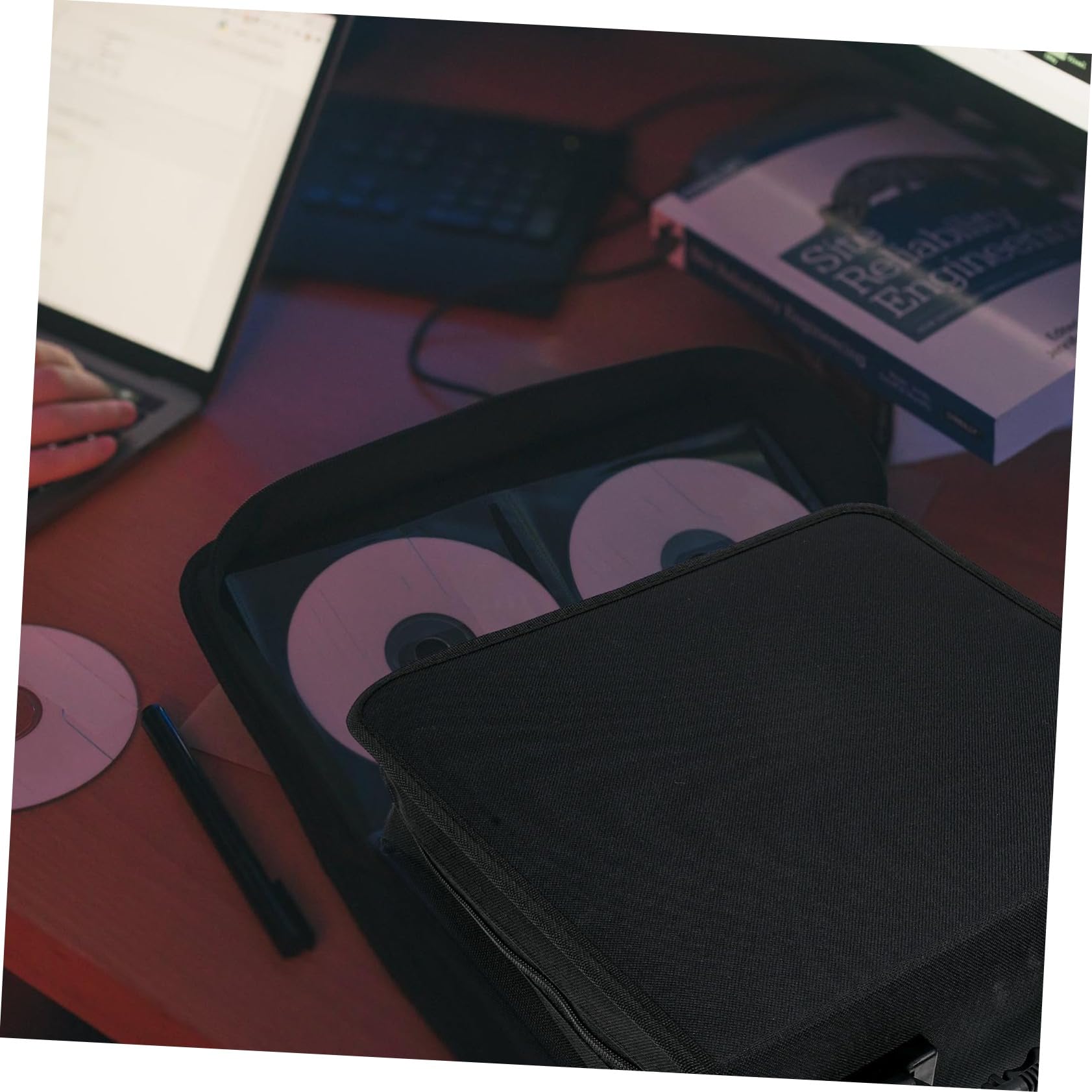 Custodia Porta Cd e Dvd Oxford, Organizzatore Porta Cd Maniglia Per Trasporto, Capacità 240 Pezzi, Protezione Da Graffi e Polvere Per Collezionisti e Amanti Di Musica, Cinema e Videogiochi