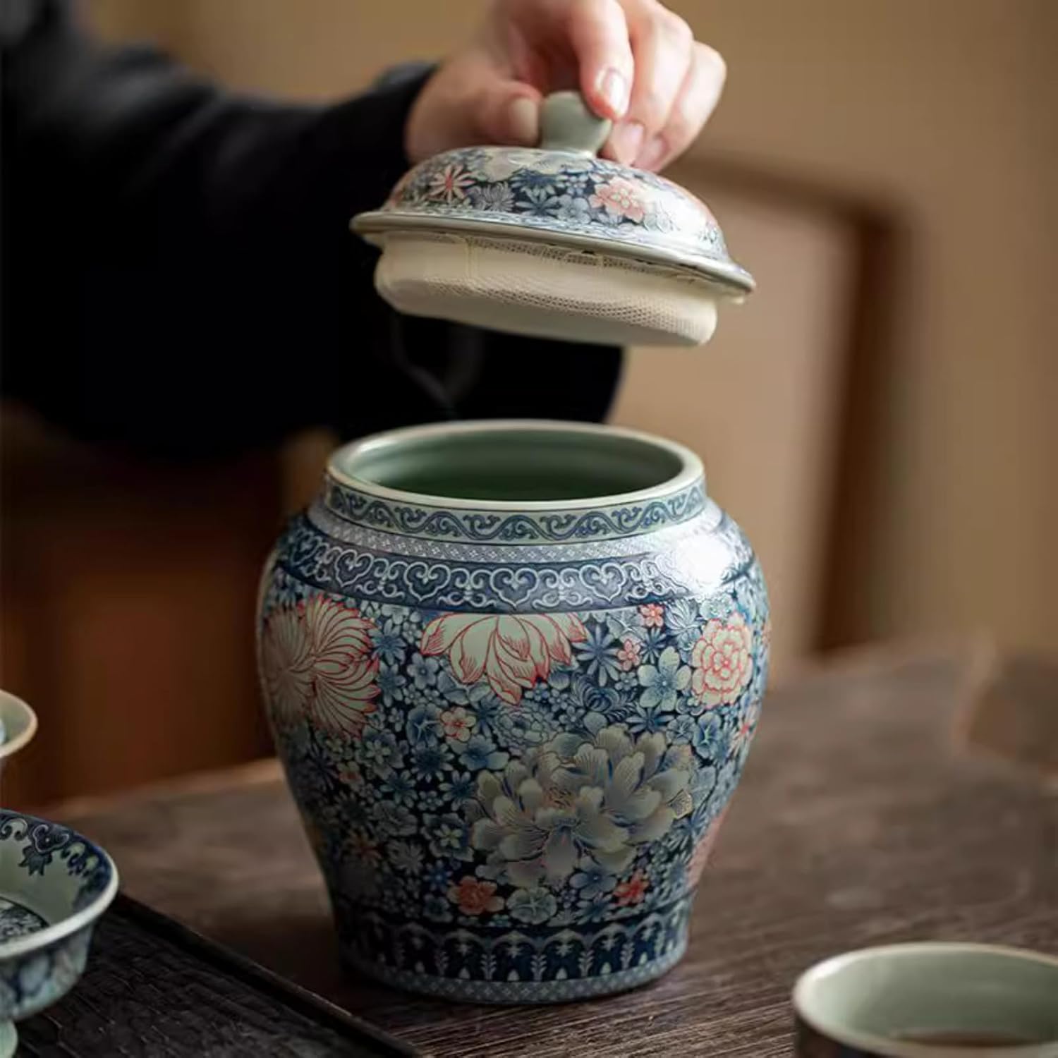 Ru Kiln Blue and White Porcelain Tea Canister, 900ml 30.6oz, Chinese Retro Style Ceramics Sealed Jar Storage Tank Storing Tea Cans