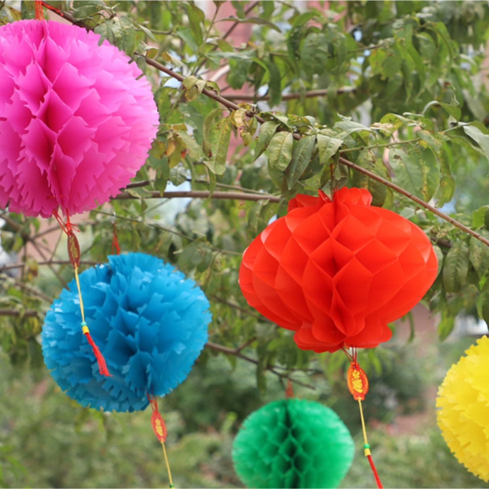 Papierowe Lampiony Zestaw 5 Kolorowych Papierowych Lampionów W Kształcie Kulek O Strukturze Plastra Miodu, Dekoracja Na Imprezę Dekoracje Imprezę(26cm)