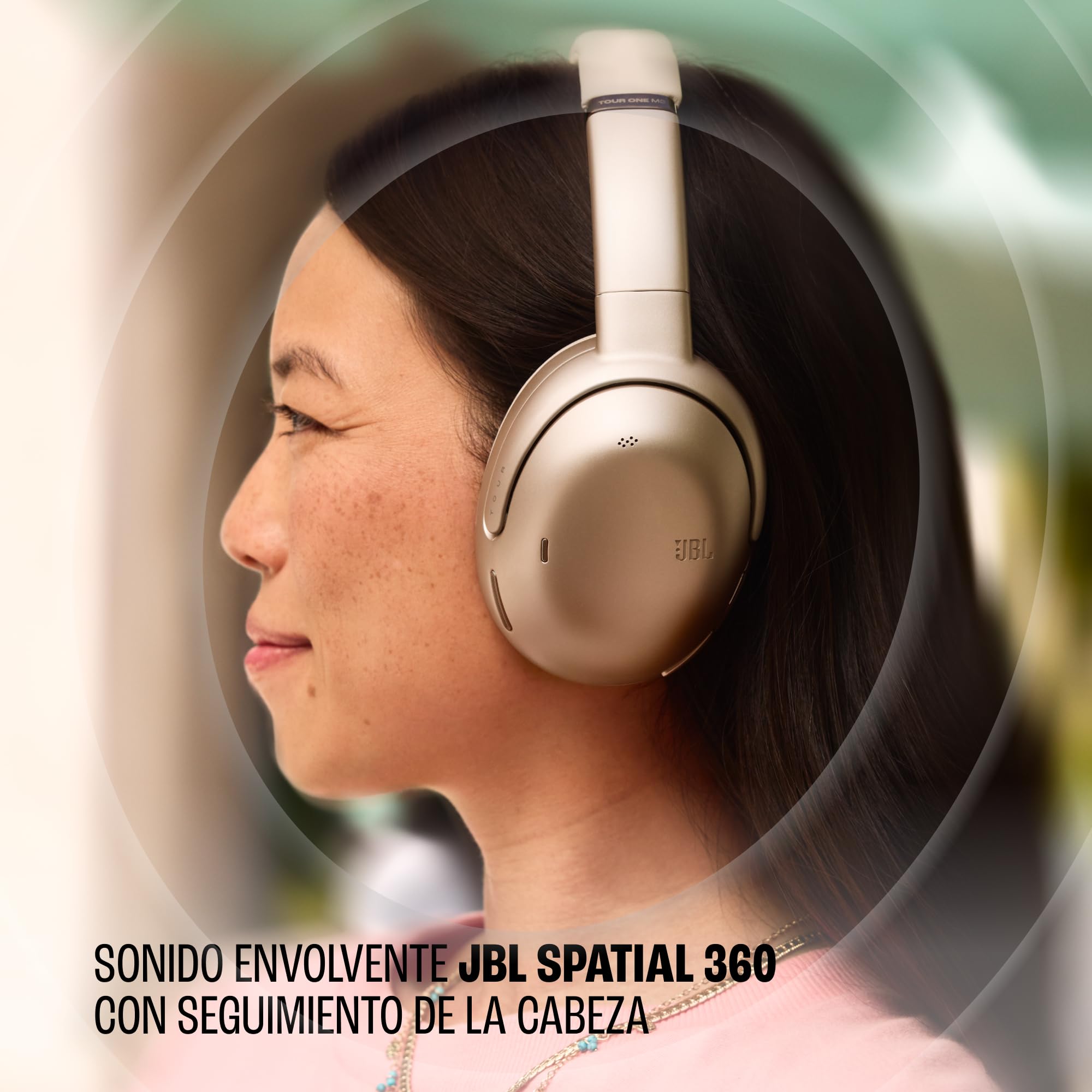 JBL Tour One M3, Auriculares supraaurales inalámbricos con Bluetooth, Latte | Cancelación de Ruido True Adaptative, 70h de Batería, Ajuste Cómodo, Sonido JBL Spatial 360 con Seguimiento de Cabeza