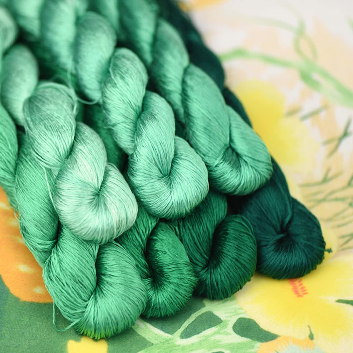 MINGGUXIUYI Natural 100% Silk Thread, Handmade Embroidery Thread, Silk Embroidery Thread 770 Metres, 7 Colors (89) - Image 3