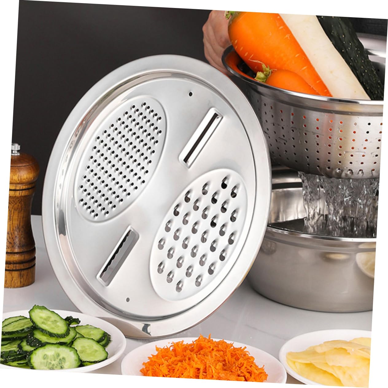 Set Basin Multifonction Acier Inoxydable avec Éplucheur et Râpe Passoire Résistante et Ergonomique pour Cuisine Professionnelle