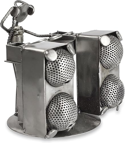 Miniatura 2 de NOVICA Escultura metálica decorativa de metal reciclado, 6.25 pulgadas de alto, Dj' rústico