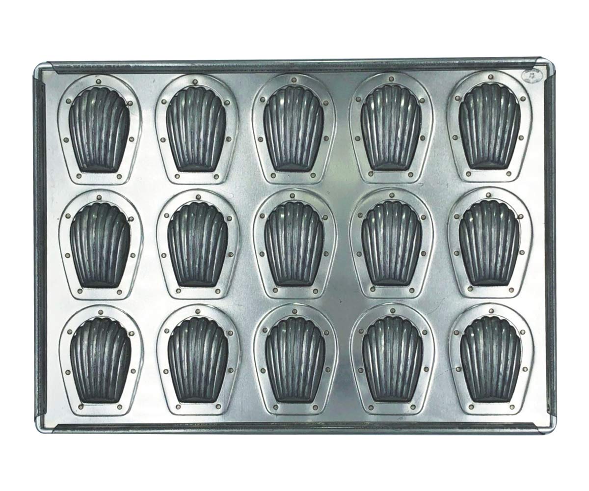 松永製作所 シリコン加工 シルバー　ミニマドレーヌ天板12P　5枚セット　中古品 Amazon｜松永製作所(Matsunaga) シリコン加工 シルバーミニマドレーヌ