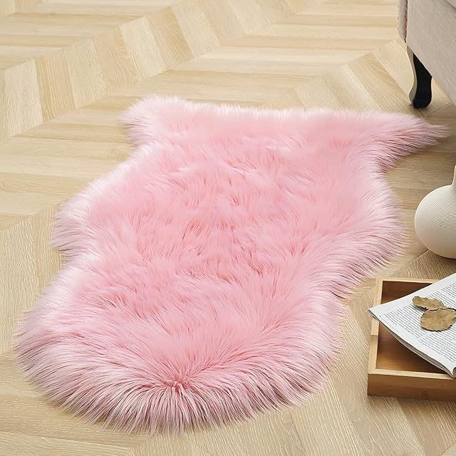 HEQUN Faux Fur Rug , Fluffy Rug, Shaggy Rugs ,Faux Sheepskin Rugs Floor Carpet for Bedrooms Living Room Kids Rooms Decor (Pink, 60 X 90 CM)