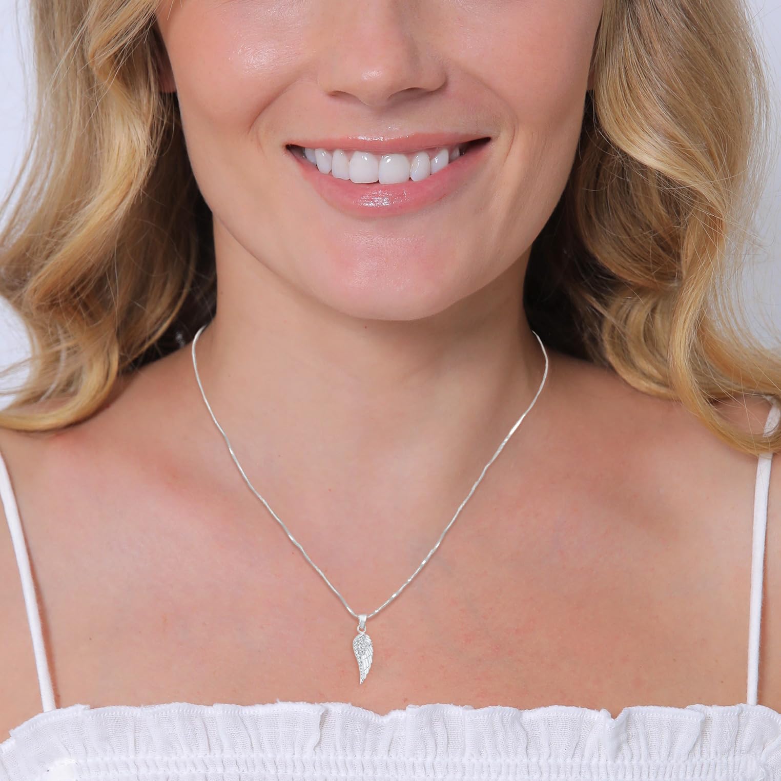 Elli Damen-Kette mit Anhänger Flügel 925 Sterling Silber Kristall Brillantschliff 0111462713_45
