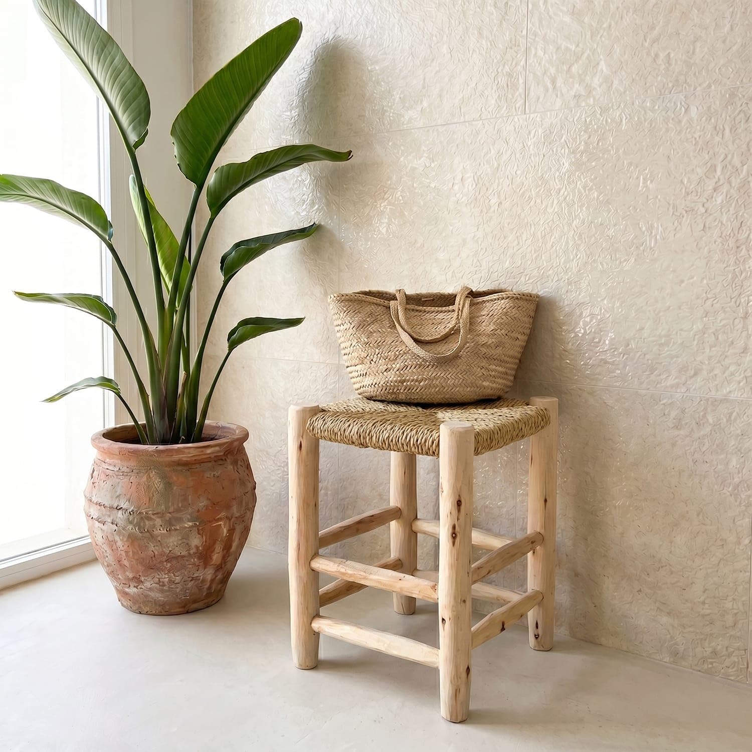 Tabouret en bois naturel authentique pour raviver les souvenirs
