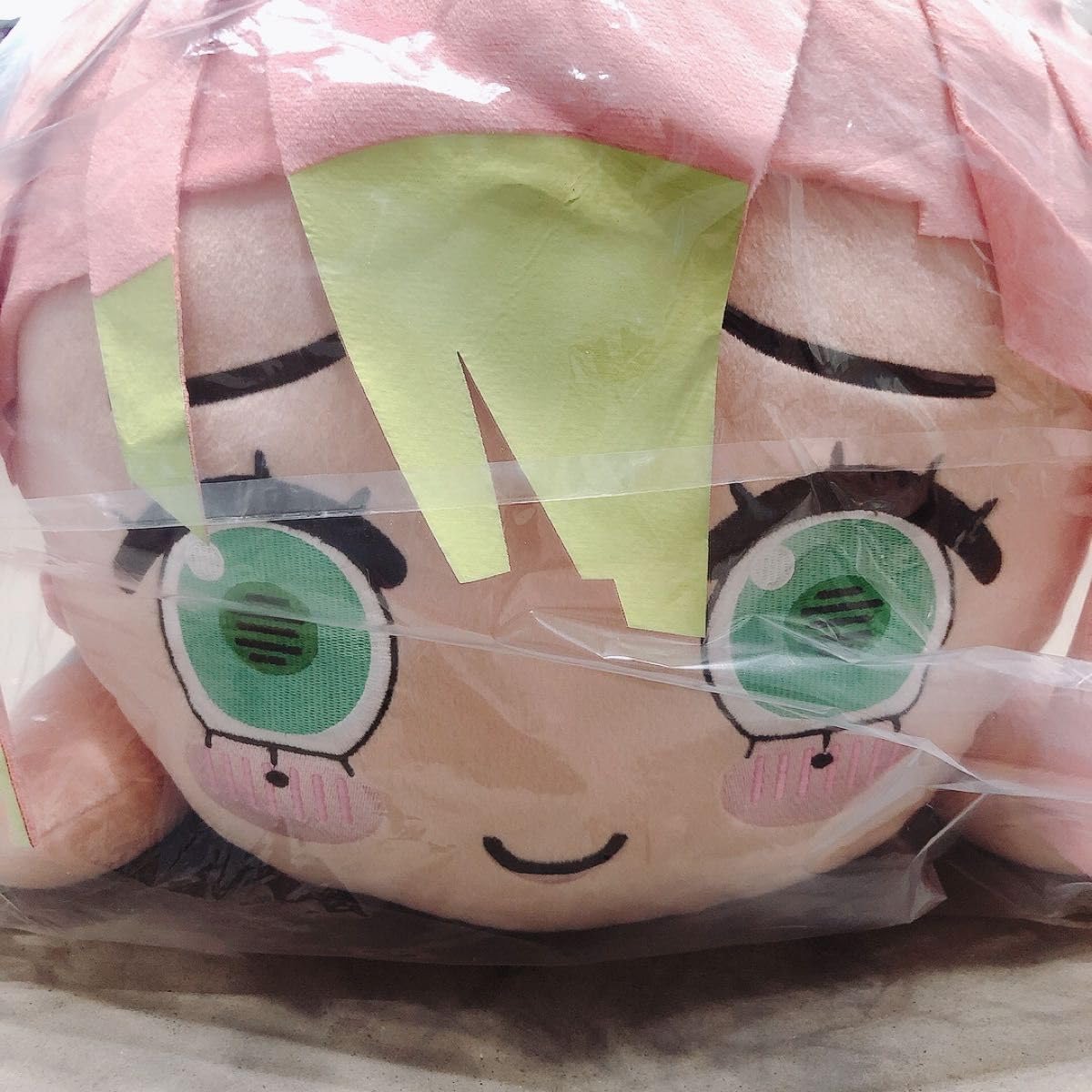 Amazon.co.jp: 鬼滅 特大寝そべりぬいぐるみ 甘露寺蜜璃 : おもちゃ