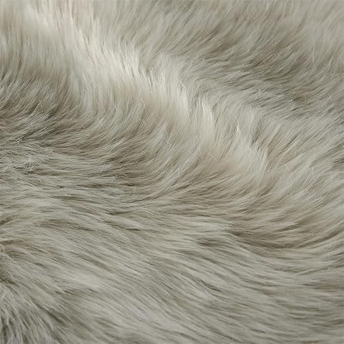 Miniatura 4 de Arbosofe Alfombra de piel sintética de piel de oveja gris claro para el hogar, alfombra de área para dormitorio, alfombra de piel pequeña esponjosa,