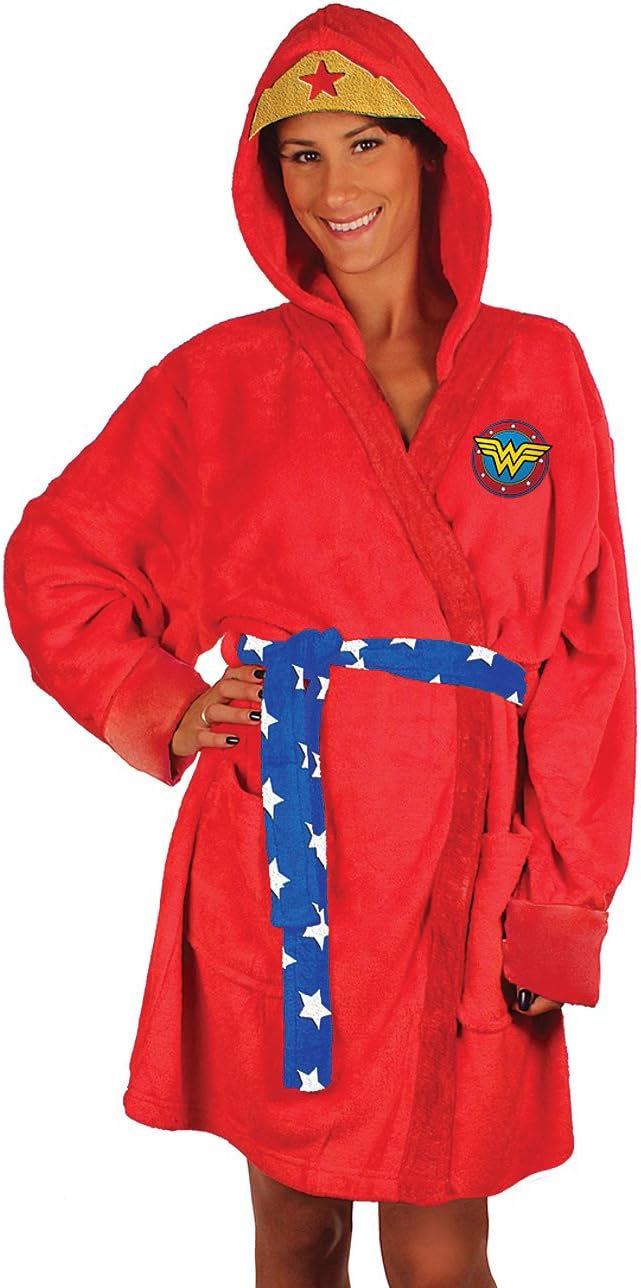 Amazon.com: Wonder Woman DC Comics Robe (LG/XL) Red : Clothing, Shoes ...