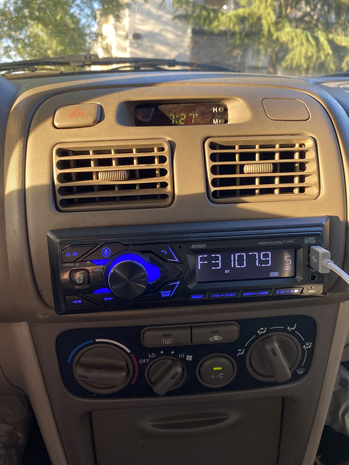 7/mo Finance JENSEN MPR210 7 Character LCD Single DIN Car Stereo