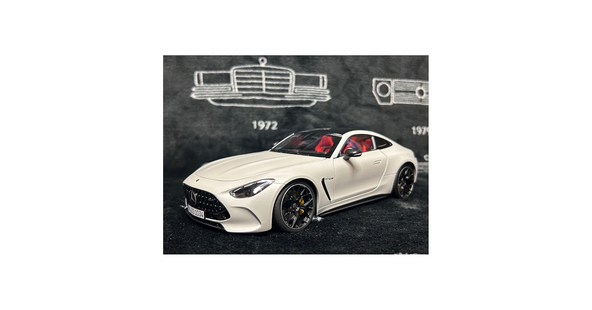 Amazon | NZG 1/18 Mercedes Benz AMG GT 63 4Matic Opalite white