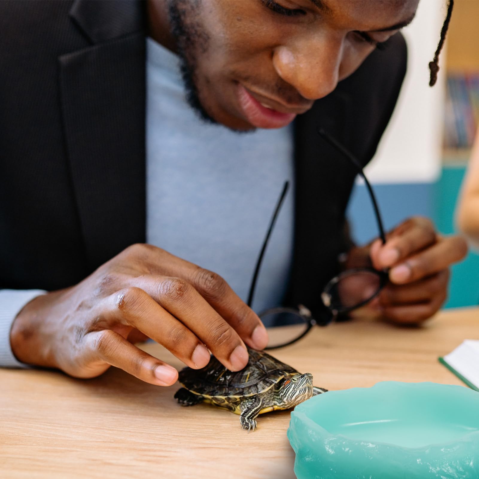 Abaodam Plato De Alimentación para Reptiles Luminiscente Comedero De para Tortugas y De Limpiar y Antideslizante para Pequeñas