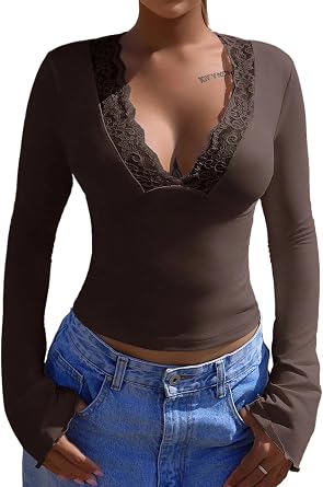 Women Sexy Lace Patchwork Deep V Neck Crop Tops Tees Y2k Lettuce Trim Bell Long Sleeve Cropped Tshirt Fall Going Out