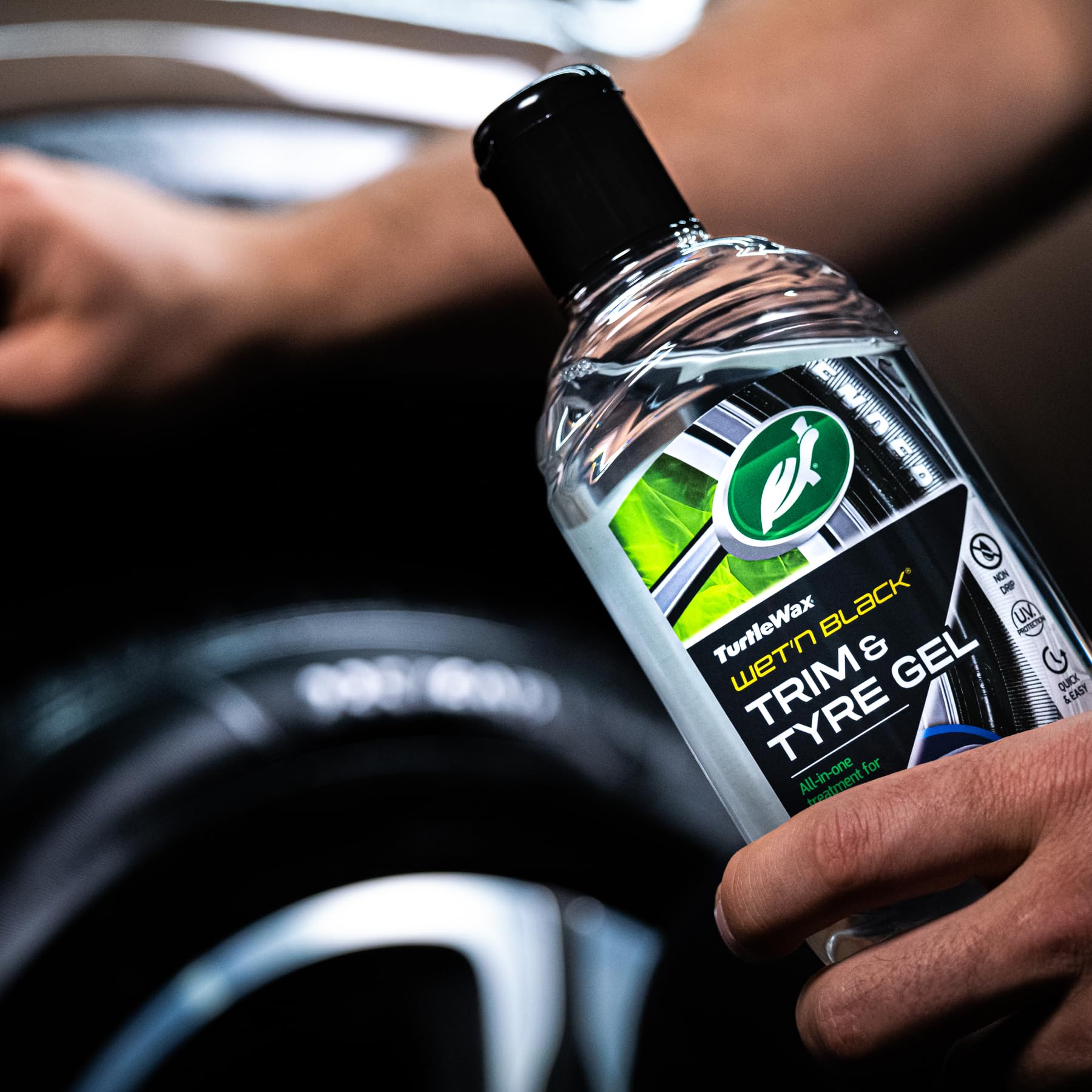 Turtle Wax 53165 Wet n Black Trim & Tyre Gel 300 ml