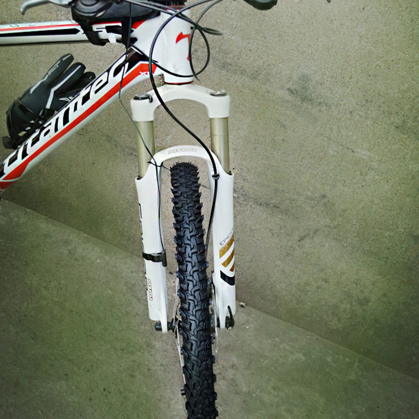 Amazon.co.jp: 交換用バイクタイヤ、マウンテンバイク、24 x 1.95,26