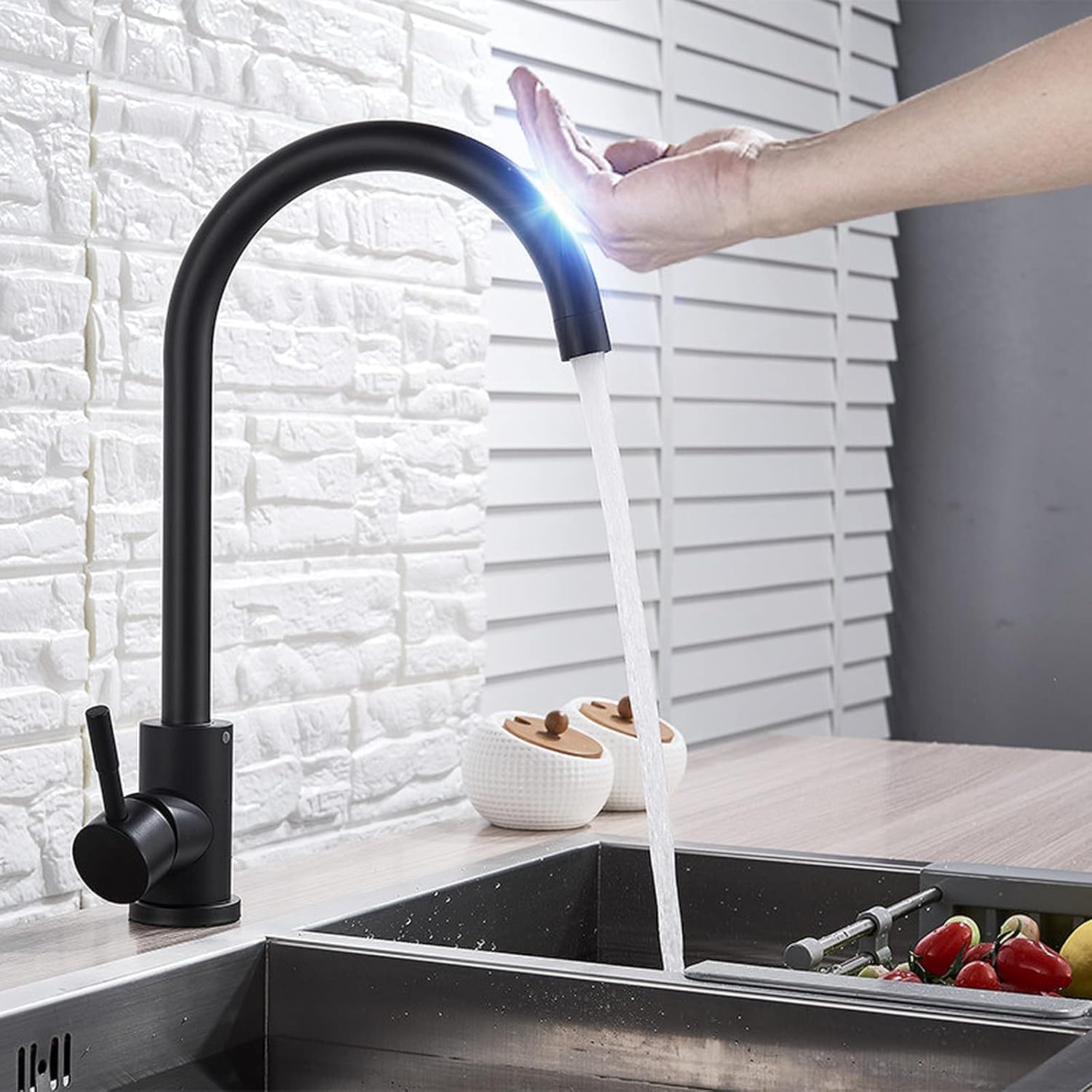 Xazlbiw A Black Smart Touch On Kitchen Faucet Sensor 360 Rotation Pull Out Single Handle Mixer Tap Two Water Modes Sink Crane Hot Cold