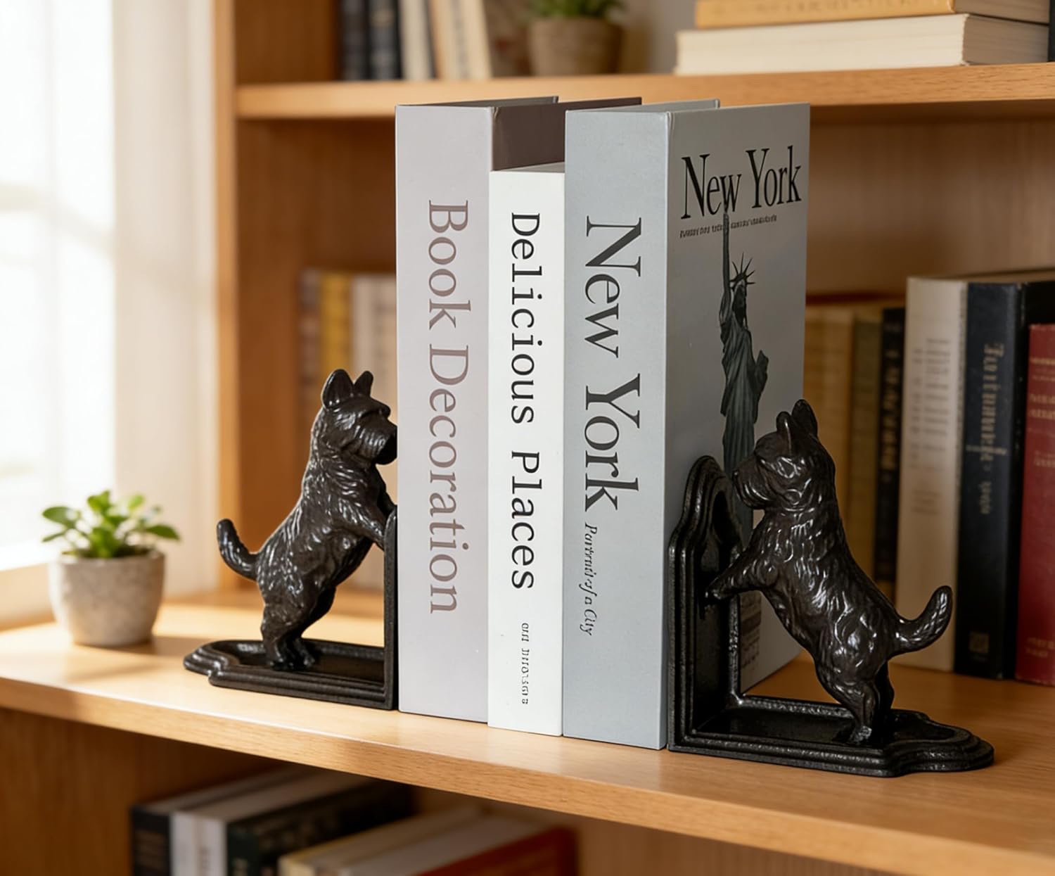 1 Pair Dog Book Ends Dog Decorative Bookends for Shelf Vintage Cast Iron Book Ends for Heavy Books for Home, Office （Iron Dog-B）