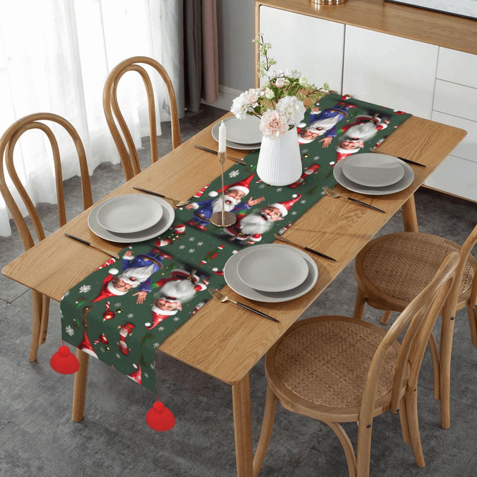Chemin de table nains de Noël pour partager la magie des fêtes en famille