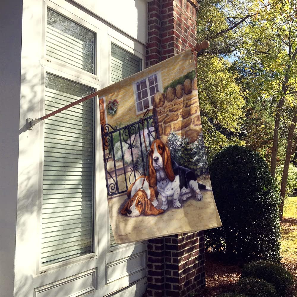 Caroline's Treasures BDBA0312CHF Basset Hound at the gate House Flag Large Porch Sleeve Pole Decorative Outside Yard Banner Artwork Wall Hanging, Polyester, House Size, Multicolor
