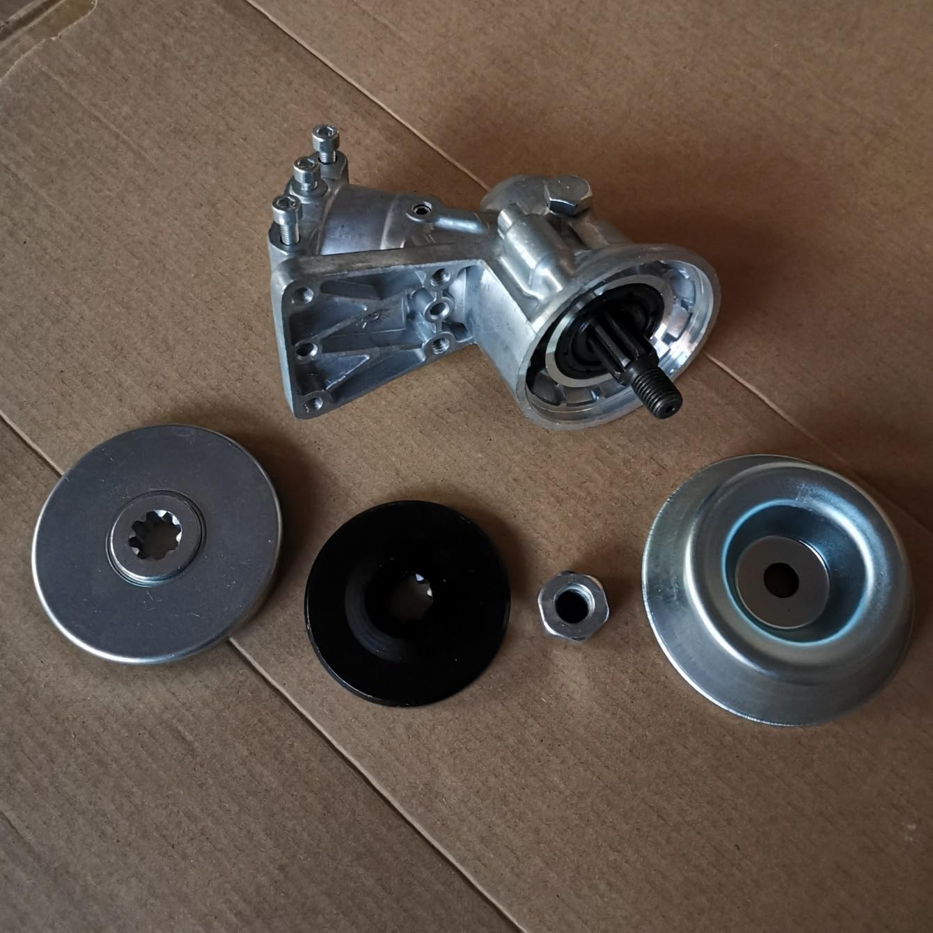 Piezas compatibles con/repuesto para caja de engranajes de desbrozadora de 32 mm de diámetro 10T (2703032)