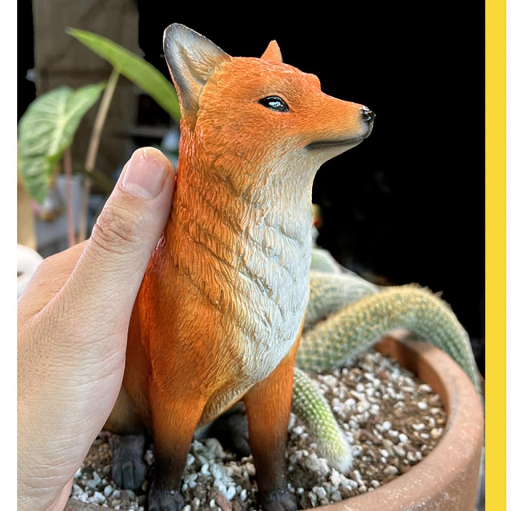 リアルキツネの剥製置物 48.キツネの剥製（床置き・台座付き） | JuraTech