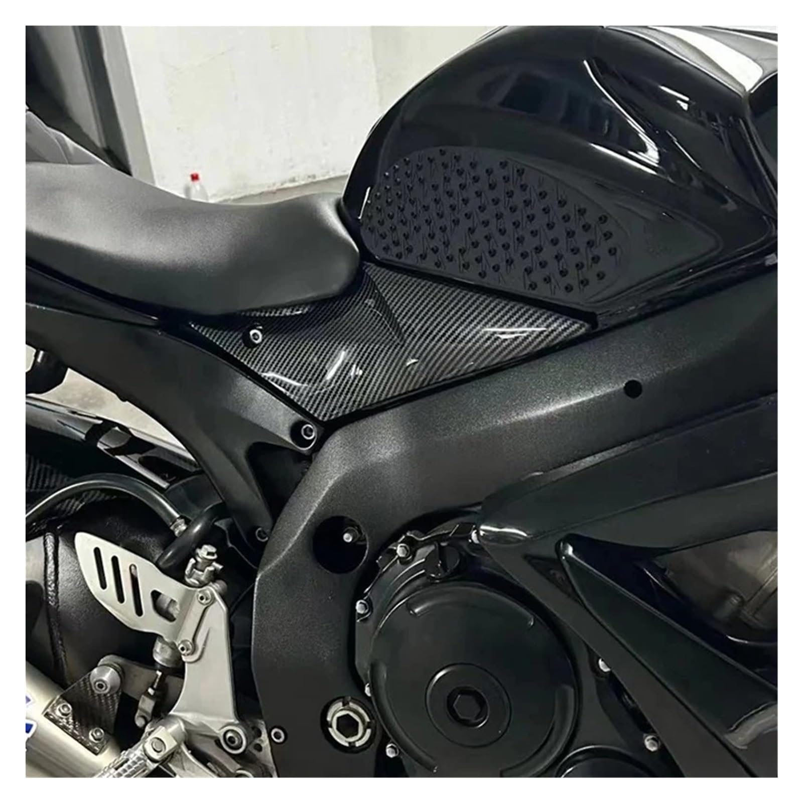 Spoiler anteriore moto Per Suzuki Per GSXR600 Per GSXR750 GSXR 600 750 K6 K7 2006 2007 Copertura Laterale Serbatoio Benzina Moto Pannelli Carenatura(Carbon Fiber Look)